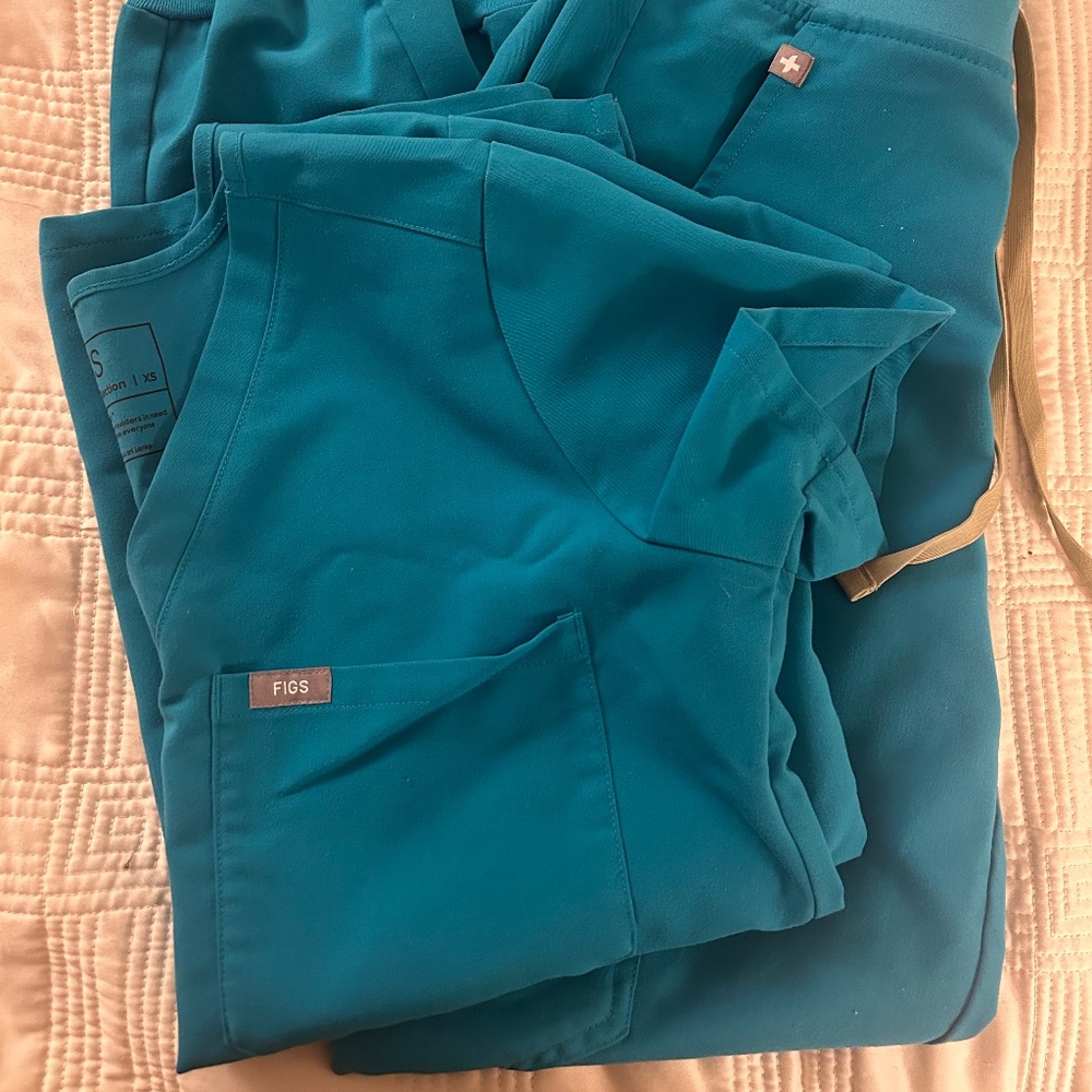 Women’s Figs Set